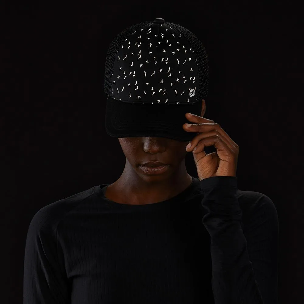 OISELLE RUNNER TRUCKER REFLECTIVE FLYING BIRDS