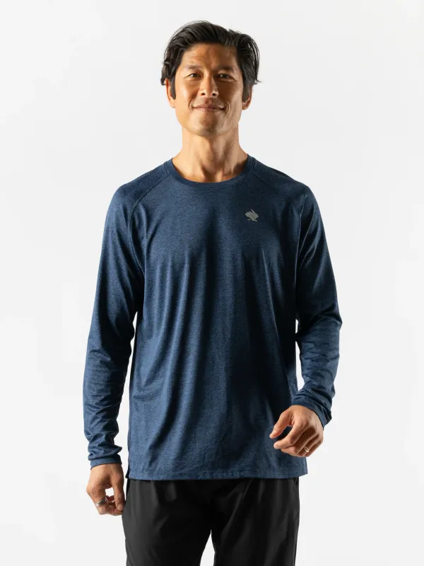 RABBIT RUNNING EZ TEE LONG SLEEVE ECLIPSE